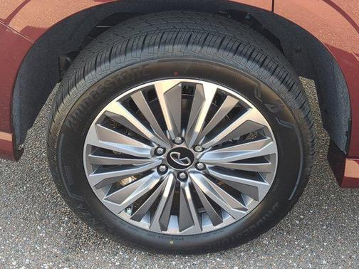 2025 INFINITI QX80 SENSORY AWD
