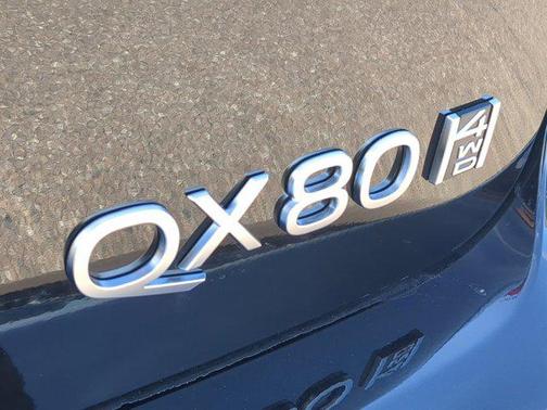 2025 INFINITI QX80 SENSORY AWD