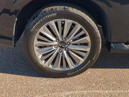 2025 INFINITI QX80 SENSORY AWD