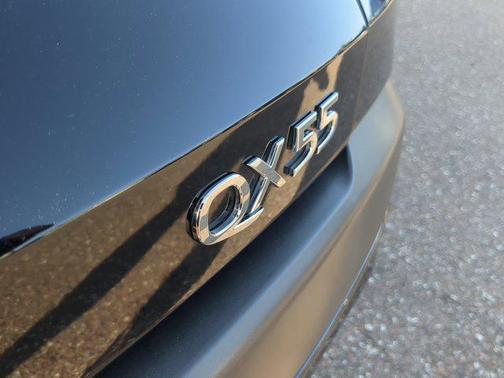 2023 INFINITI QX55 LUXE