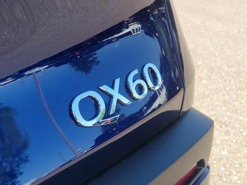 2025 INFINITI QX60 Pure