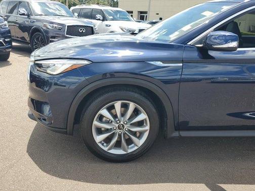 Photo 2 of 34 of 2020 INFINITI QX50 Luxe