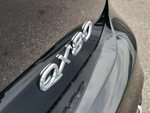 Black Obsidian 2026 INFINITI QX80 Luxe