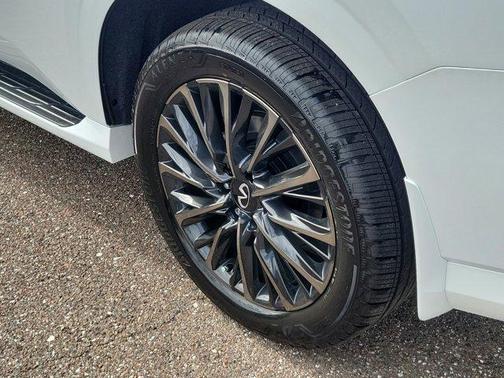 2026 INFINITI QX80 AUTOGRAPH AWD