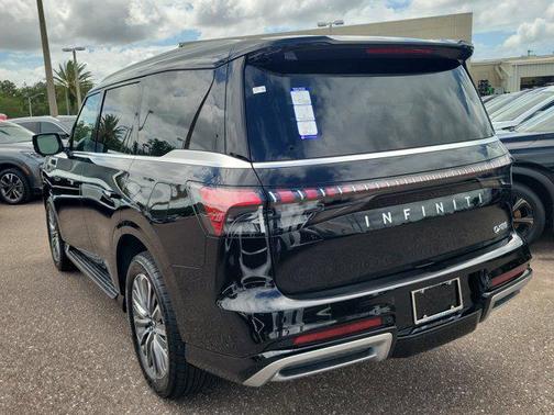 Black Obsidian 2026 INFINITI QX80 Luxe