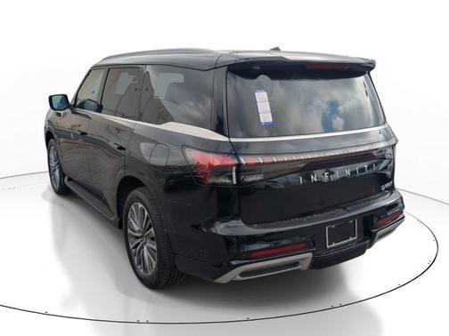 2025 INFINITI QX80 SENSORY AWD