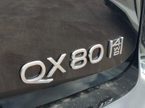 2025 INFINITI QX80 SENSORY AWD