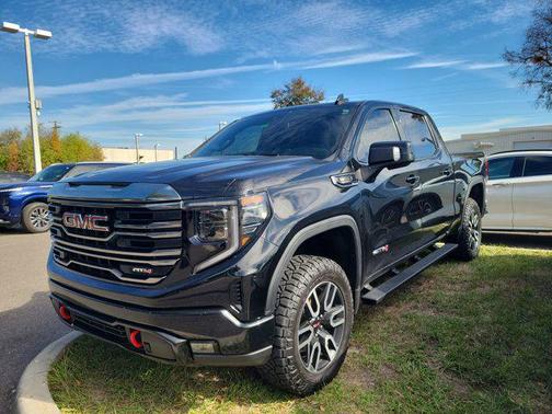 2022 GMC Sierra 1500 AT4