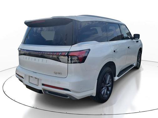 2026 INFINITI QX80 PURE