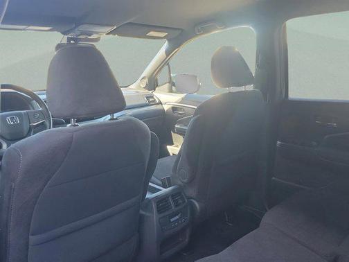 2022 Honda Pilot 2WD Sport