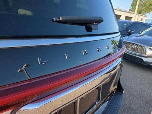 2024 Lincoln Navigator Black Label