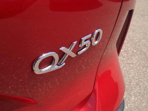 2022 INFINITI QX50 SENSORY