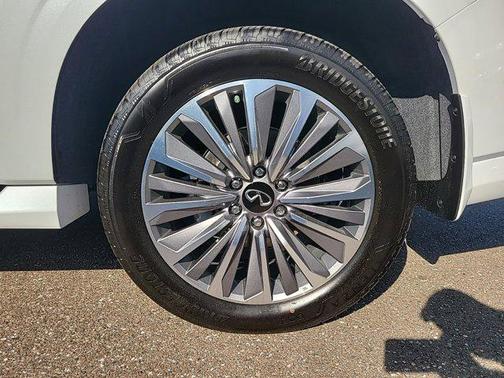 2025 INFINITI QX80 SENSORY AWD