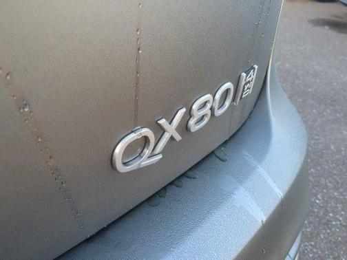 2025 INFINITI QX80 SENSORY AWD