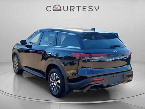 2025 INFINITI QX60 Pure