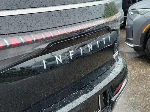 Black Obsidian 2026 INFINITI QX80 Luxe