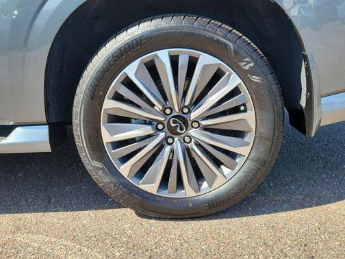 2025 INFINITI QX80 SENSORY AWD