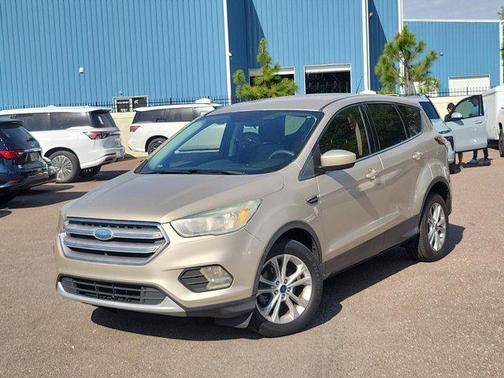 White Gold Metallic 2017 Ford Escape SE
