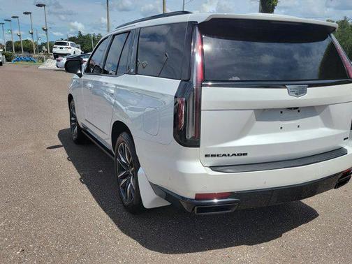 2021 Cadillac Escalade Sport