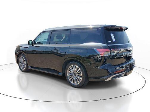 2025 INFINITI QX80 Luxe