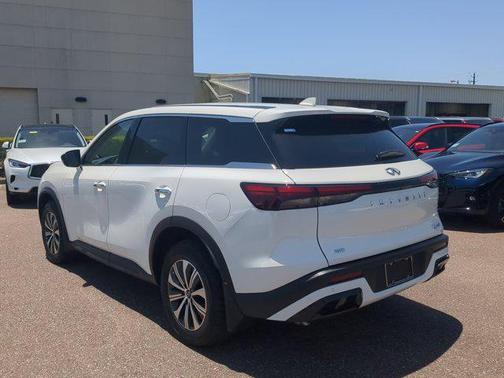 2025 INFINITI QX60 Pure