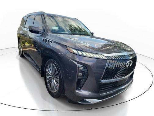 2026 INFINITI QX80 Luxe