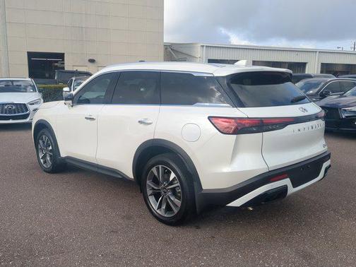 2025 INFINITI QX60 Luxe