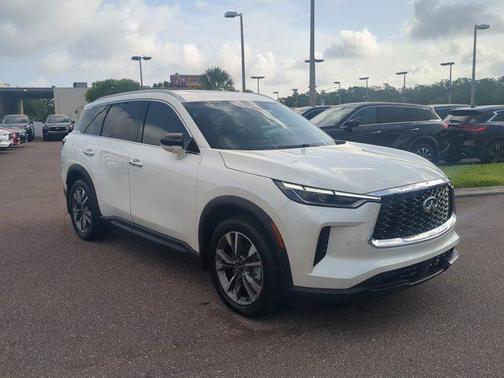 2025 INFINITI QX60 Luxe