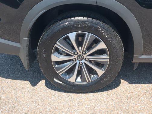 2025 INFINITI QX60 Pure