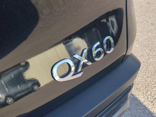 2025 INFINITI QX60 SENSORY