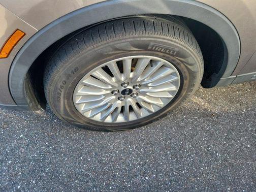 2019 Lincoln Nautilus Standard