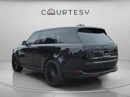 2023 Land Rover Range Rover P400 SE