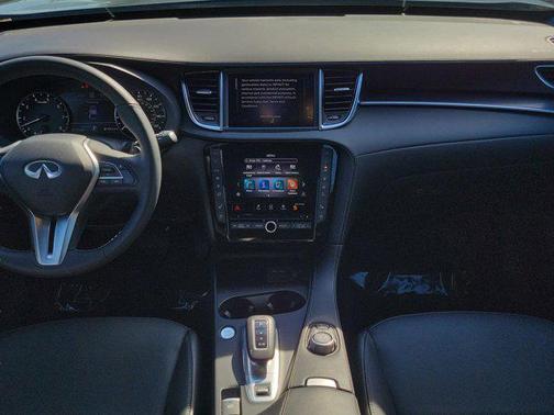 2025 INFINITI QX55 ESSENTIAL