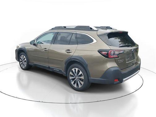 2023 Subaru Outback Touring
