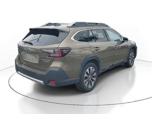 2023 Subaru Outback Touring