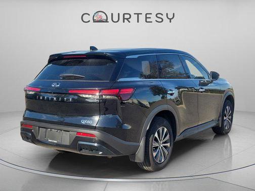 2025 INFINITI QX60 Pure