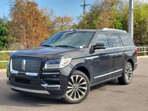 2019 Lincoln Navigator Select