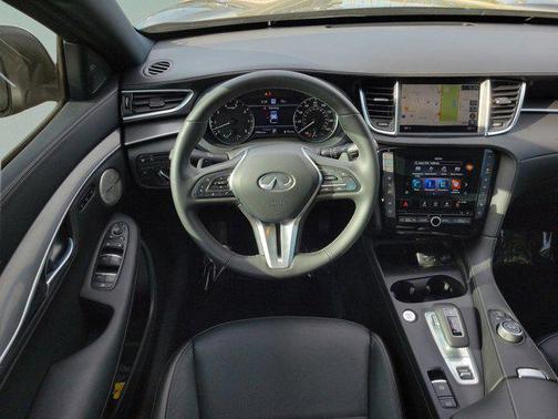 2025 INFINITI QX55 ESSENTIAL