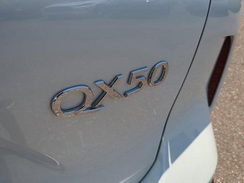 2025 INFINITI QX50 Luxe AWD