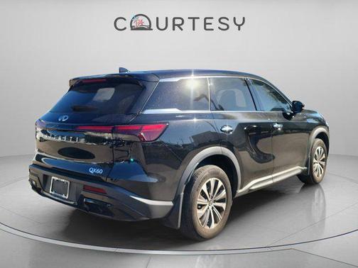 2023 INFINITI QX60 Pure