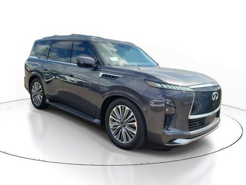 2025 INFINITI QX80 Luxe