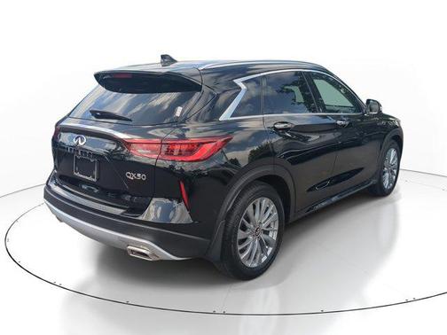 2025 INFINITI QX50 Luxe AWD