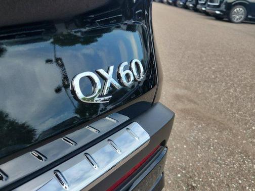 2025 INFINITI QX60 Pure