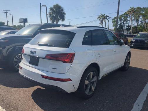 2024 Audi Q5 40 Premium Plus