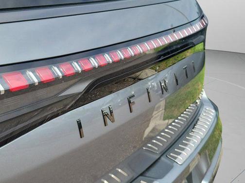 Dynamic Metal 2026 INFINITI QX80 SPORT AWD