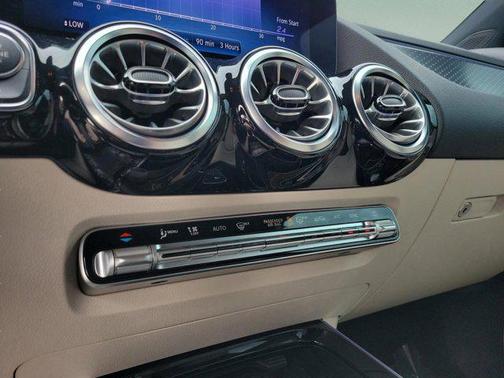 2026 Mercedes-Benz GLA 250 4MATIC