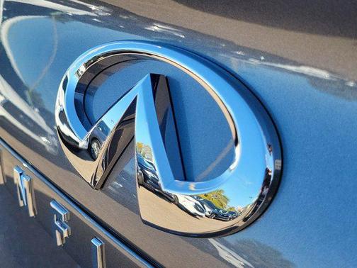 2025 INFINITI QX50 Pure AWD