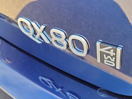 2025 INFINITI QX80 PURE AWD