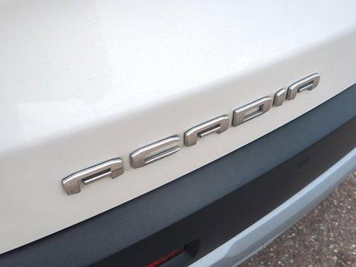 2021 GMC Acadia FWD SLT