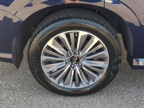 2025 INFINITI QX80 SENSORY AWD